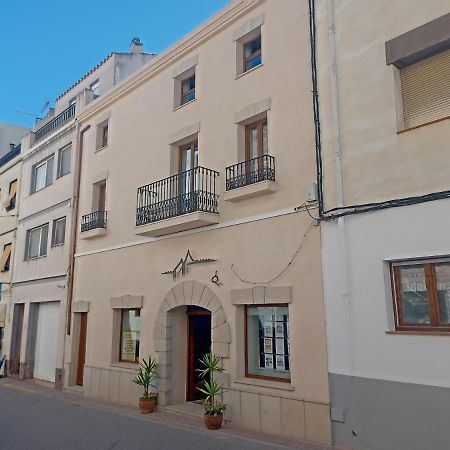 Centrally Located Two Bed Apartment In El Perello Extérieur photo